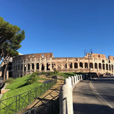 Quiet & Cosy Colosseum Rome Exterior photo
